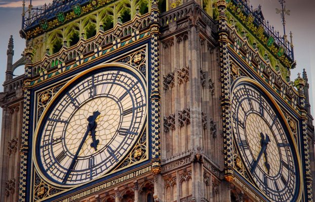 英國樓價去年升2.8%  多間大行對今年英國樓市看法審慎